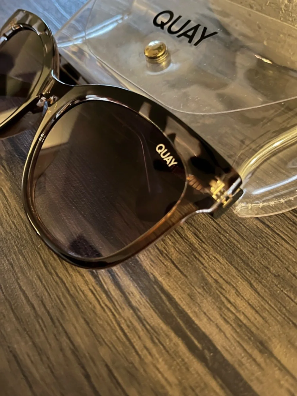 Quay Australia “-It’s My Way-125”Sunglasses with Dark Brown Lenses - Picture 2 of 4